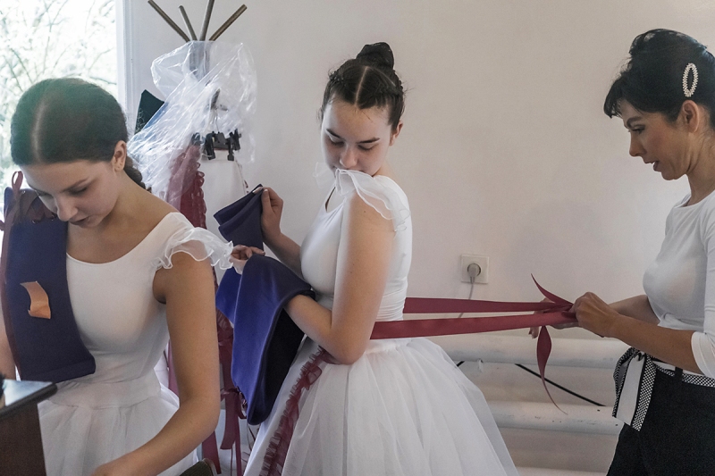 2021 ZIELONA GORA baletnice coppelia proby lekcja baletu prowadzenie aniela sidlo krecenie filmu konkursowego gala kostiumowa FOT. PAWEL JANCZARUK 